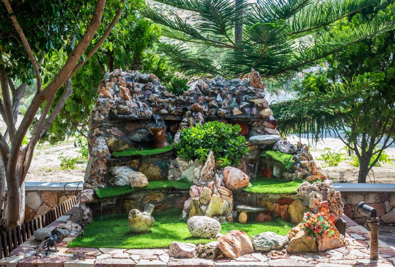 Emilia'S Little Farmhouses Agioi Anargyroi  Buitenkant foto