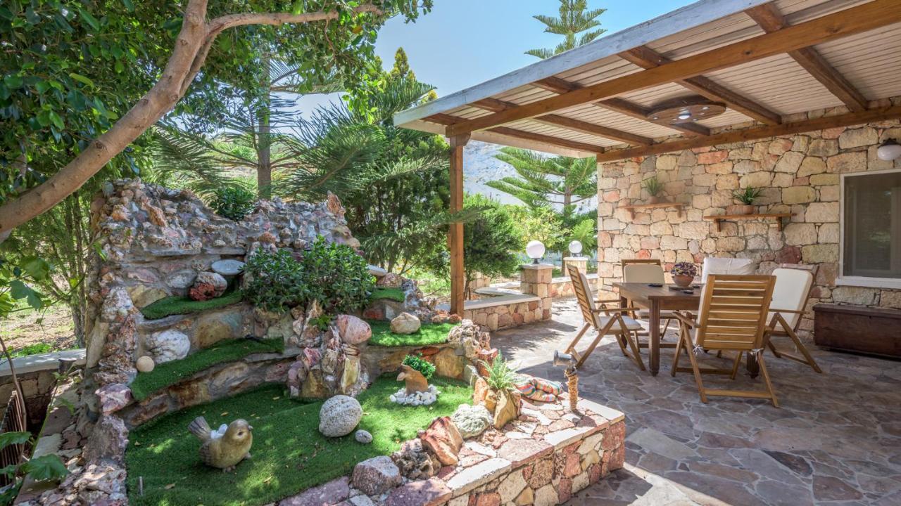 Emilia'S Little Farmhouses Agioi Anargyroi  Buitenkant foto